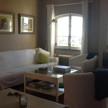 Cosy And Romantica Flat